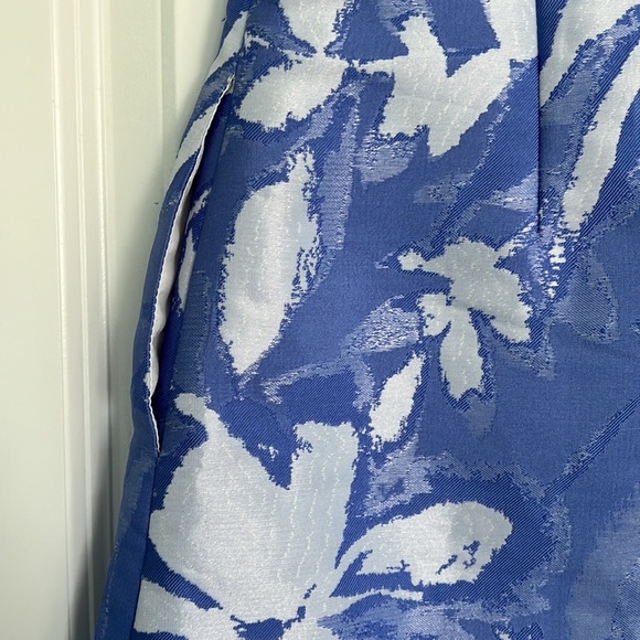 Beautiful purple floral dress Hutch, size 2 - Picture 8 of 8